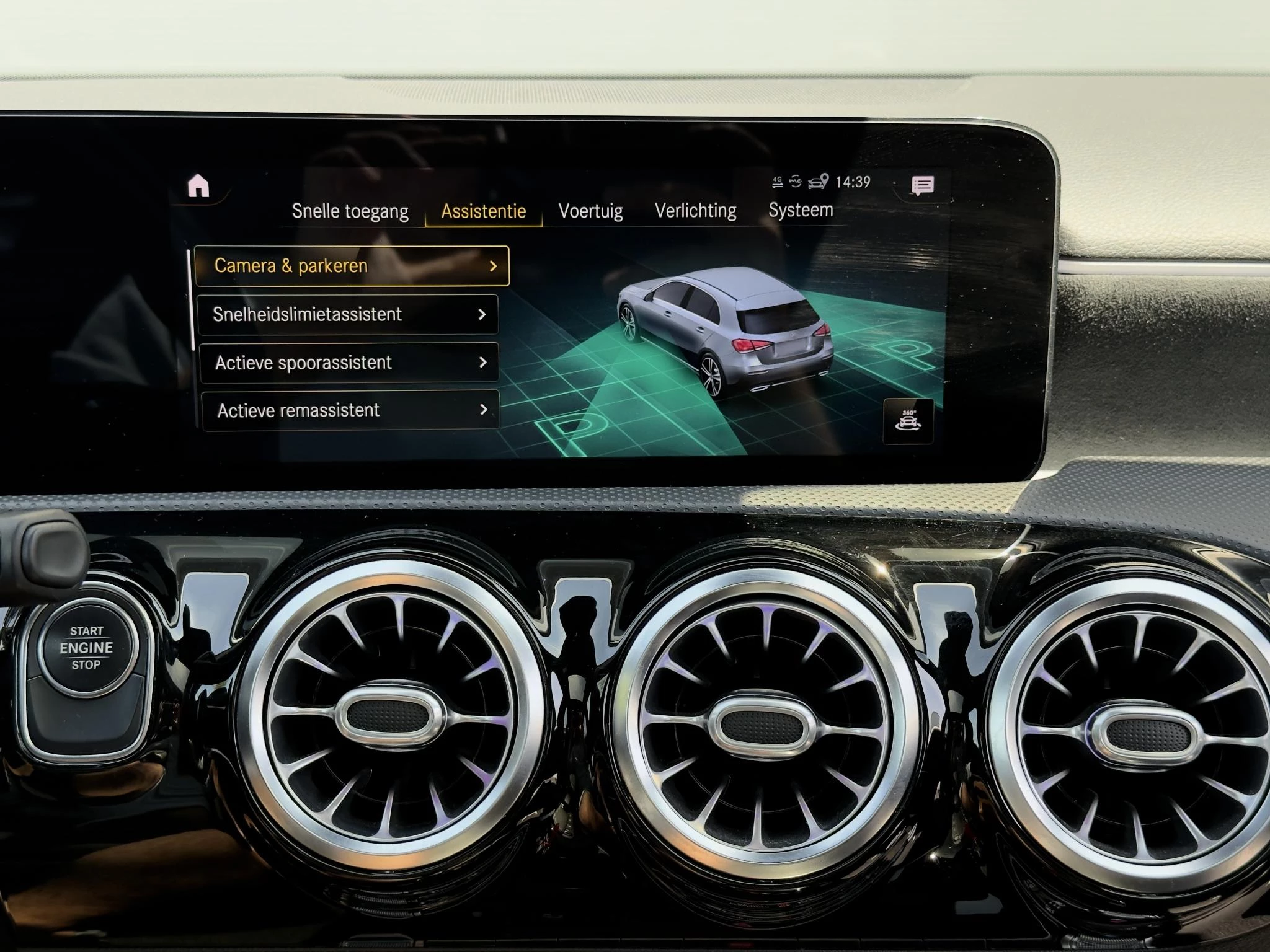 Hoofdafbeelding Mercedes-Benz A-Klasse