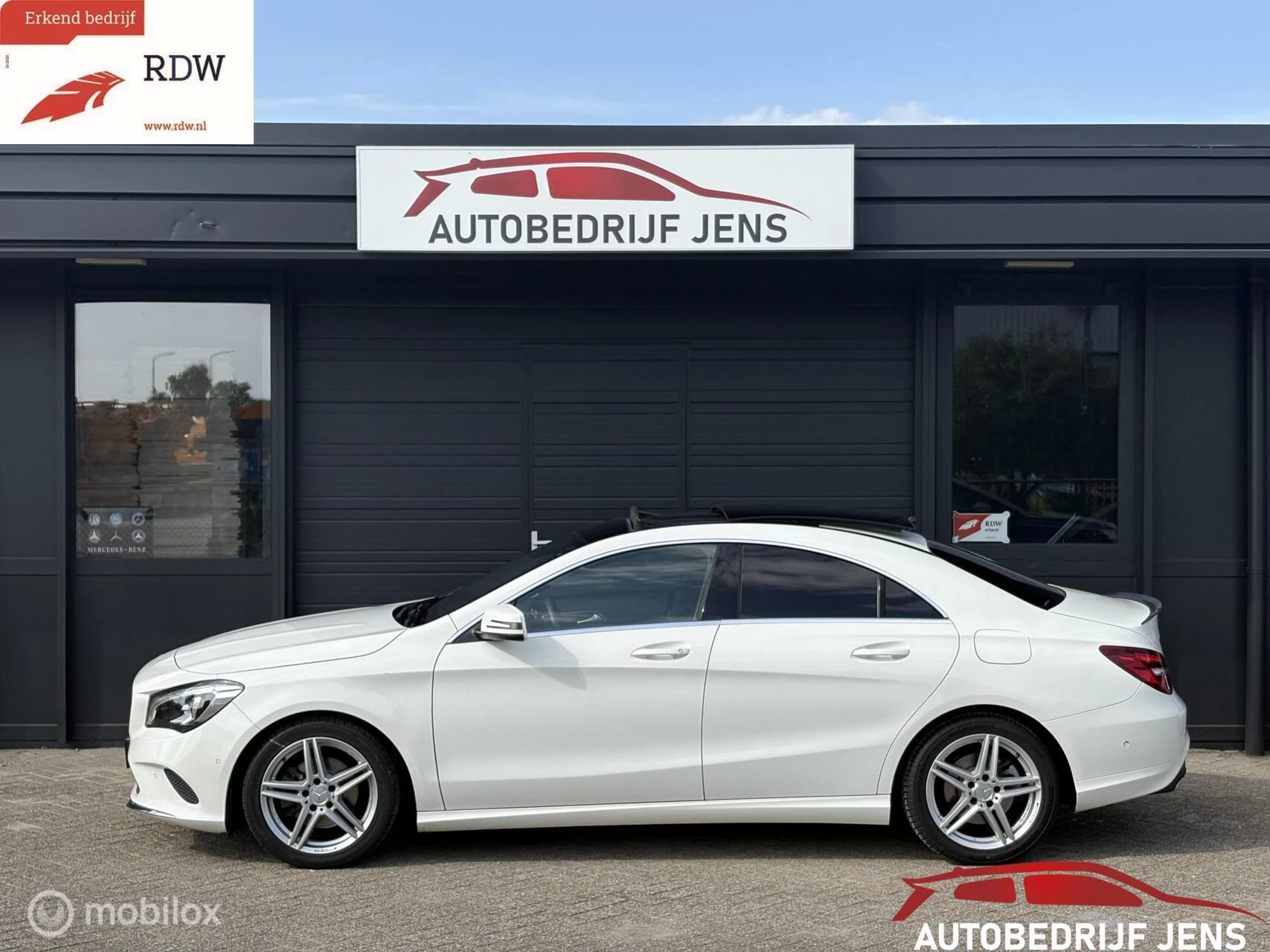 Hoofdafbeelding Mercedes-Benz CLA