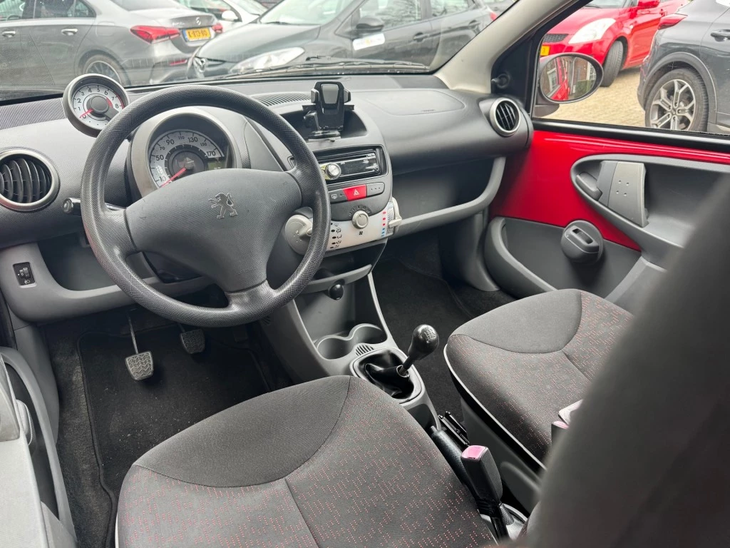 Hoofdafbeelding Peugeot 107