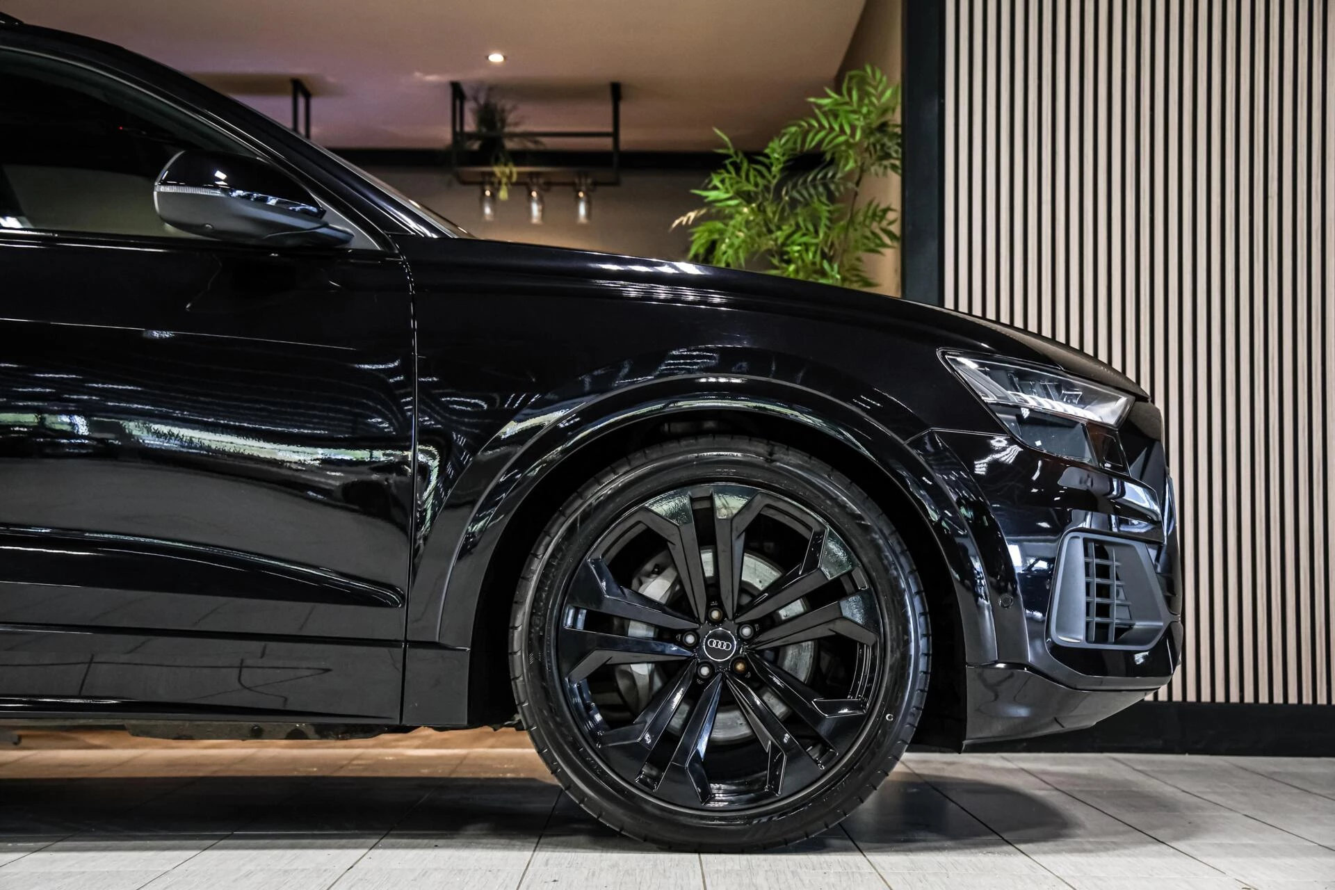 Hoofdafbeelding Audi Q8