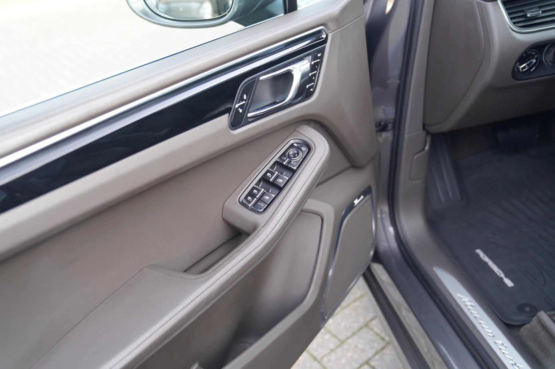 Hoofdafbeelding Porsche Macan