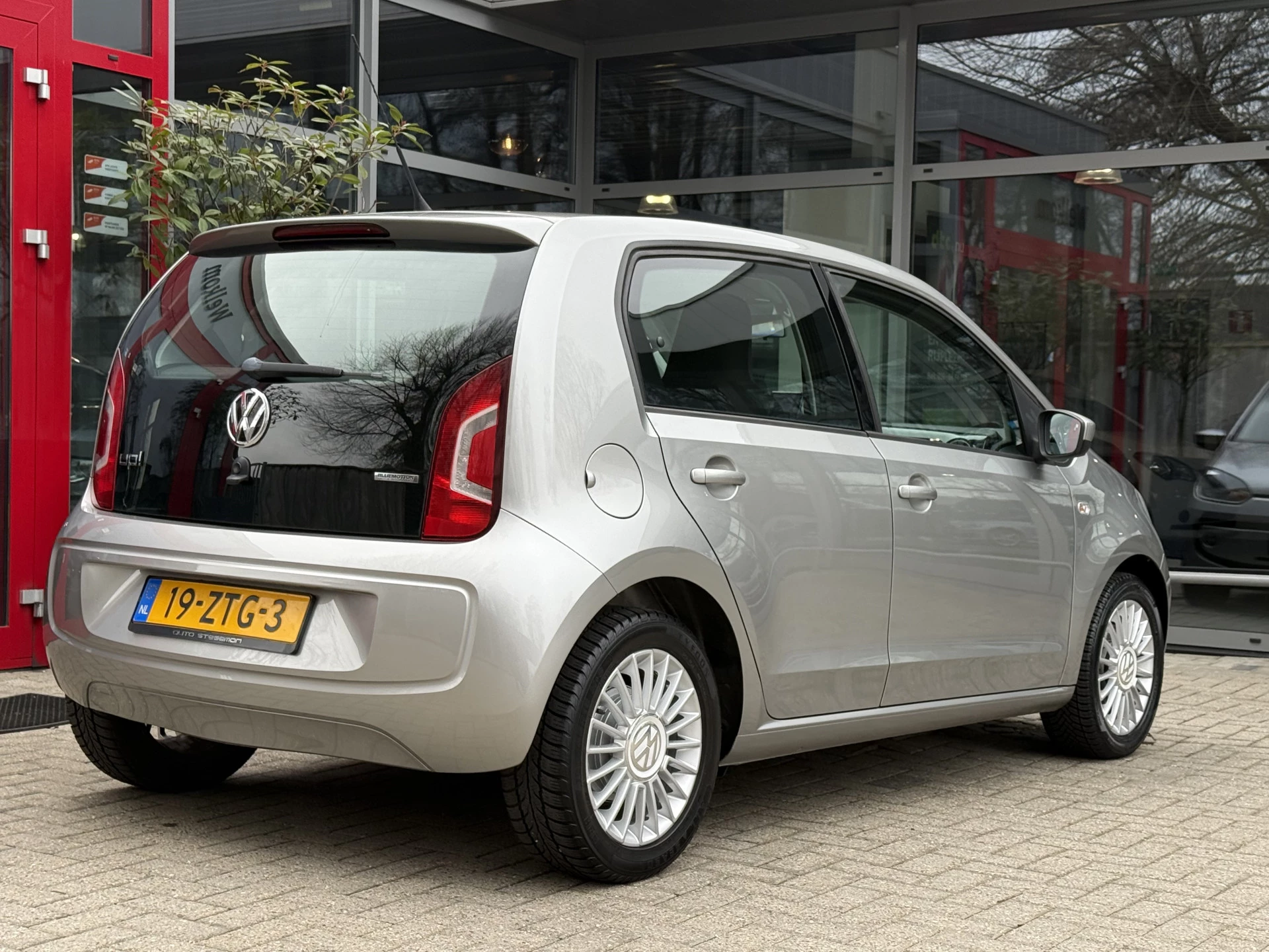 Hoofdafbeelding Volkswagen up!