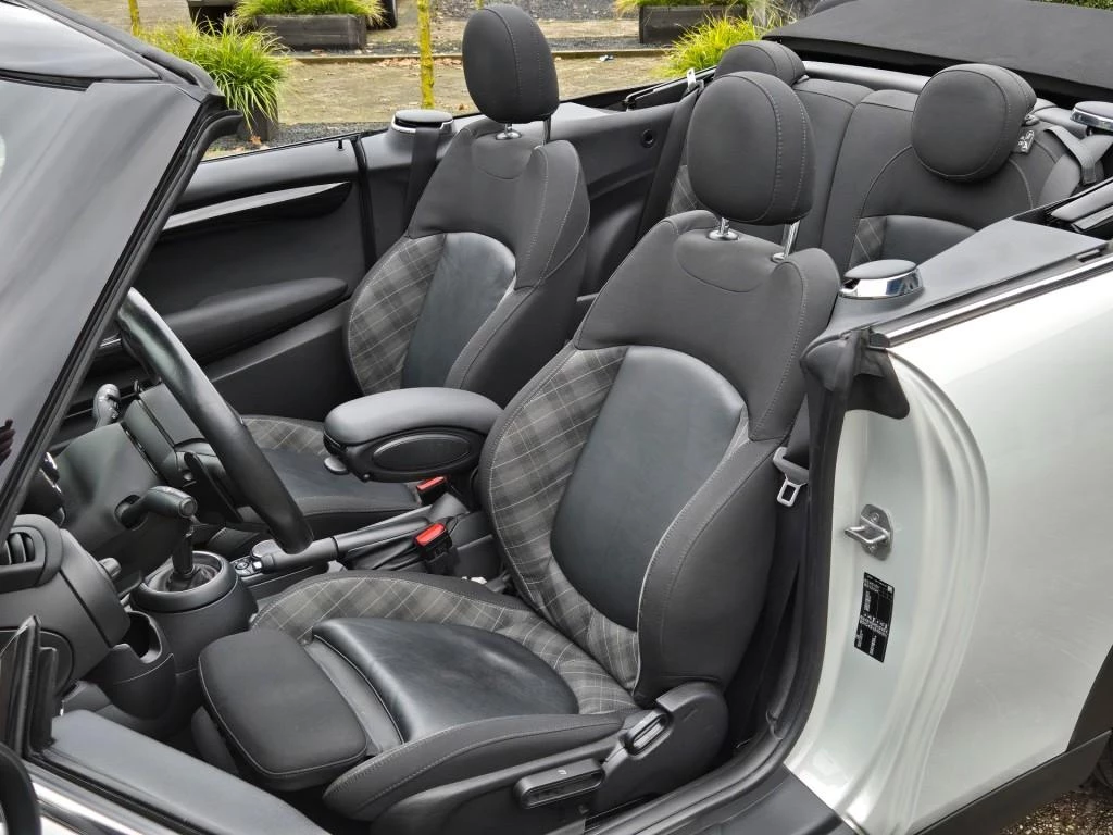 Hoofdafbeelding MINI Cooper S Cabrio