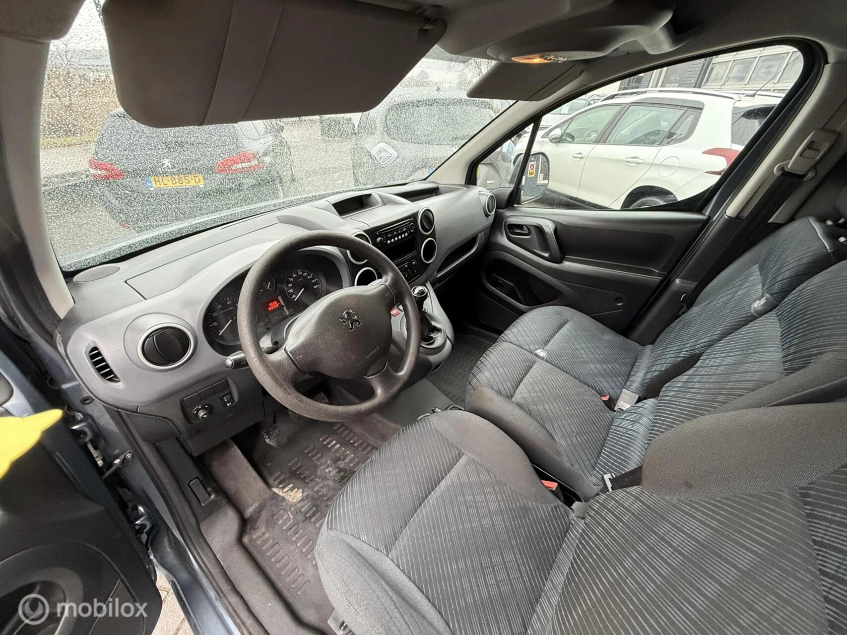 Hoofdafbeelding Peugeot Partner