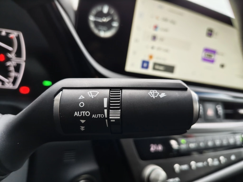 Hoofdafbeelding Lexus ES