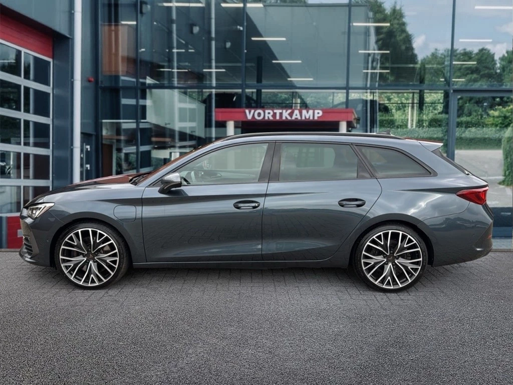 Hoofdafbeelding CUPRA Leon Sportstourer