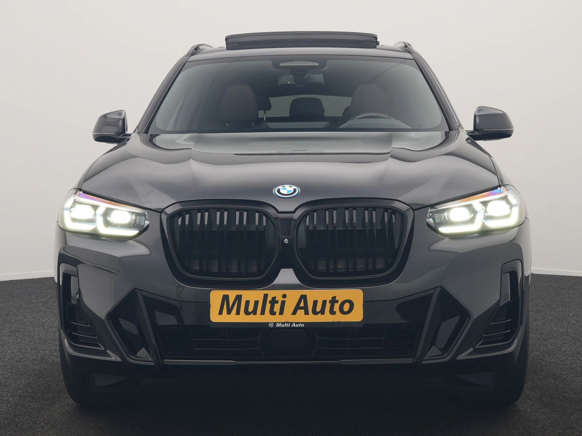 Hoofdafbeelding BMW iX3
