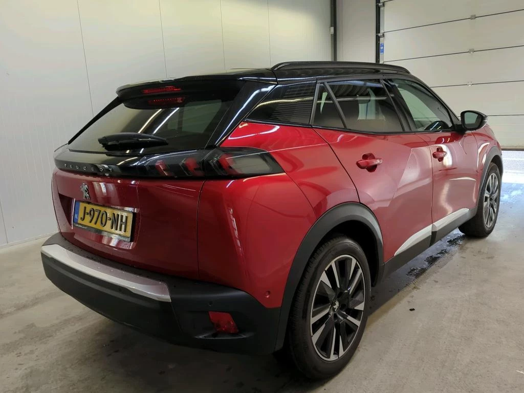 Hoofdafbeelding Peugeot e-2008