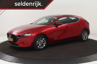 Hoofdafbeelding Mazda 3 Mazda 3 2.0 SkyActiv-X Comfort | Stoel & stuurverwarming | Head-Up | Adaptive cruise | Camera | Carplay | BOSE Sound | Full LED | Navigatie