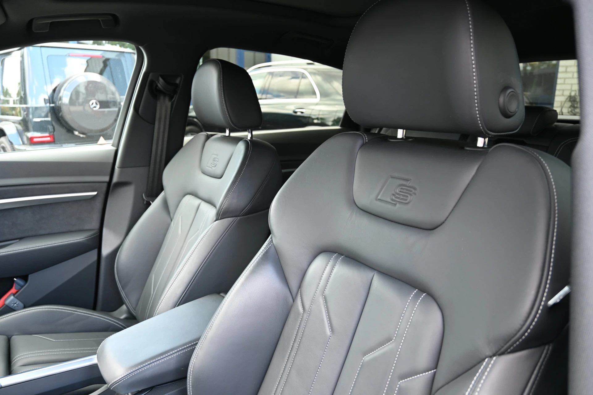 Hoofdafbeelding Audi Q8 Sportback e-tron