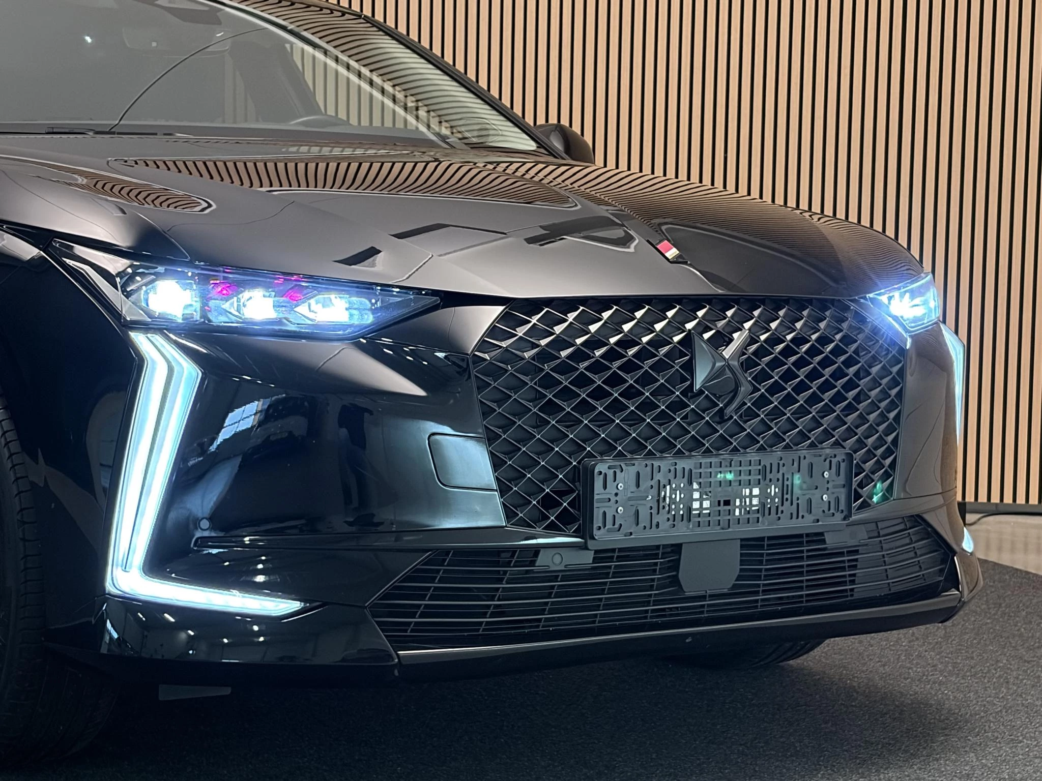 Hoofdafbeelding DS DS 4