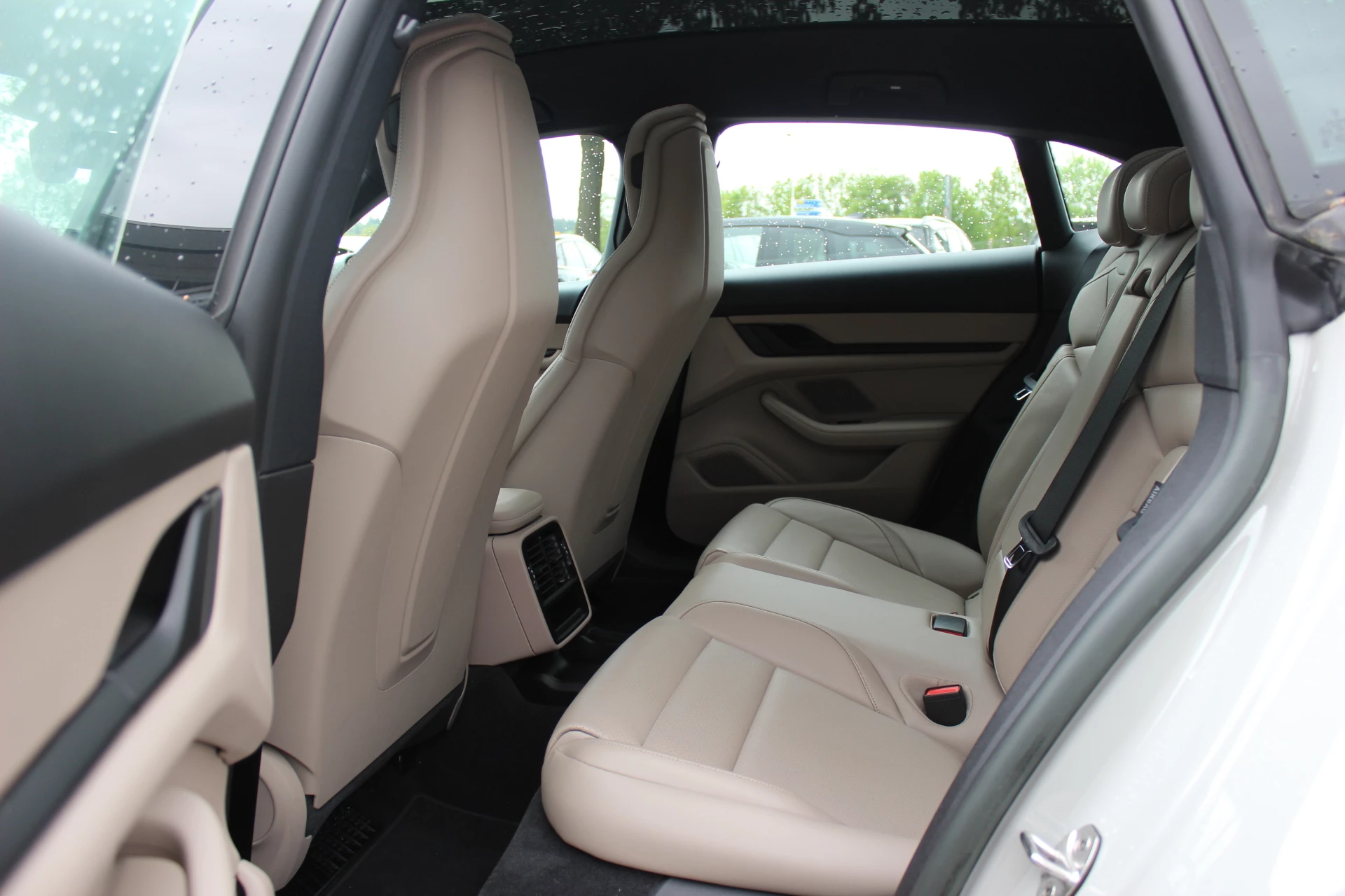 Hoofdafbeelding Porsche Taycan