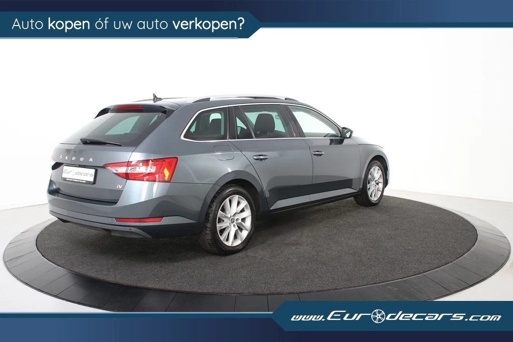 Hoofdafbeelding Škoda Superb