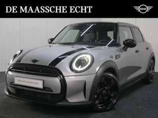 MINI Cooper Hatchback Classic Camden Automaat / Sportstoelen / LED / Cruise Control / Leder / Extra getint glas achter