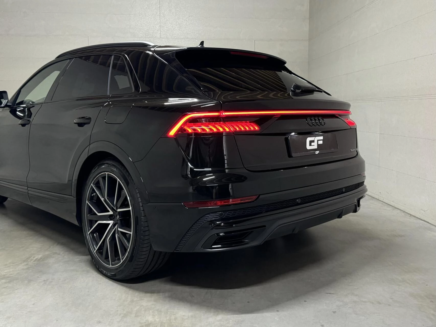 Hoofdafbeelding Audi Q8