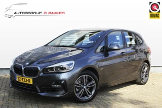 BMW 2-serie Active Tourer 218i Executive Sport Line // Trekhaak afneembaar - Navigatie - Camera - Inclusief 12 maanden garantie