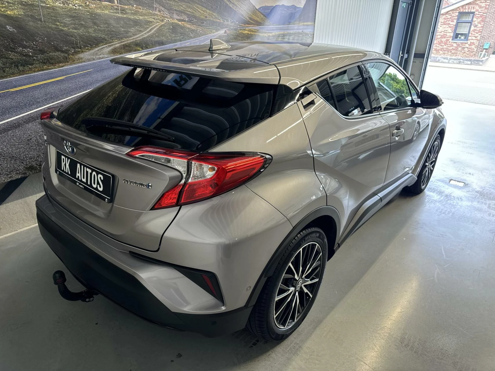 Hoofdafbeelding Toyota C-HR