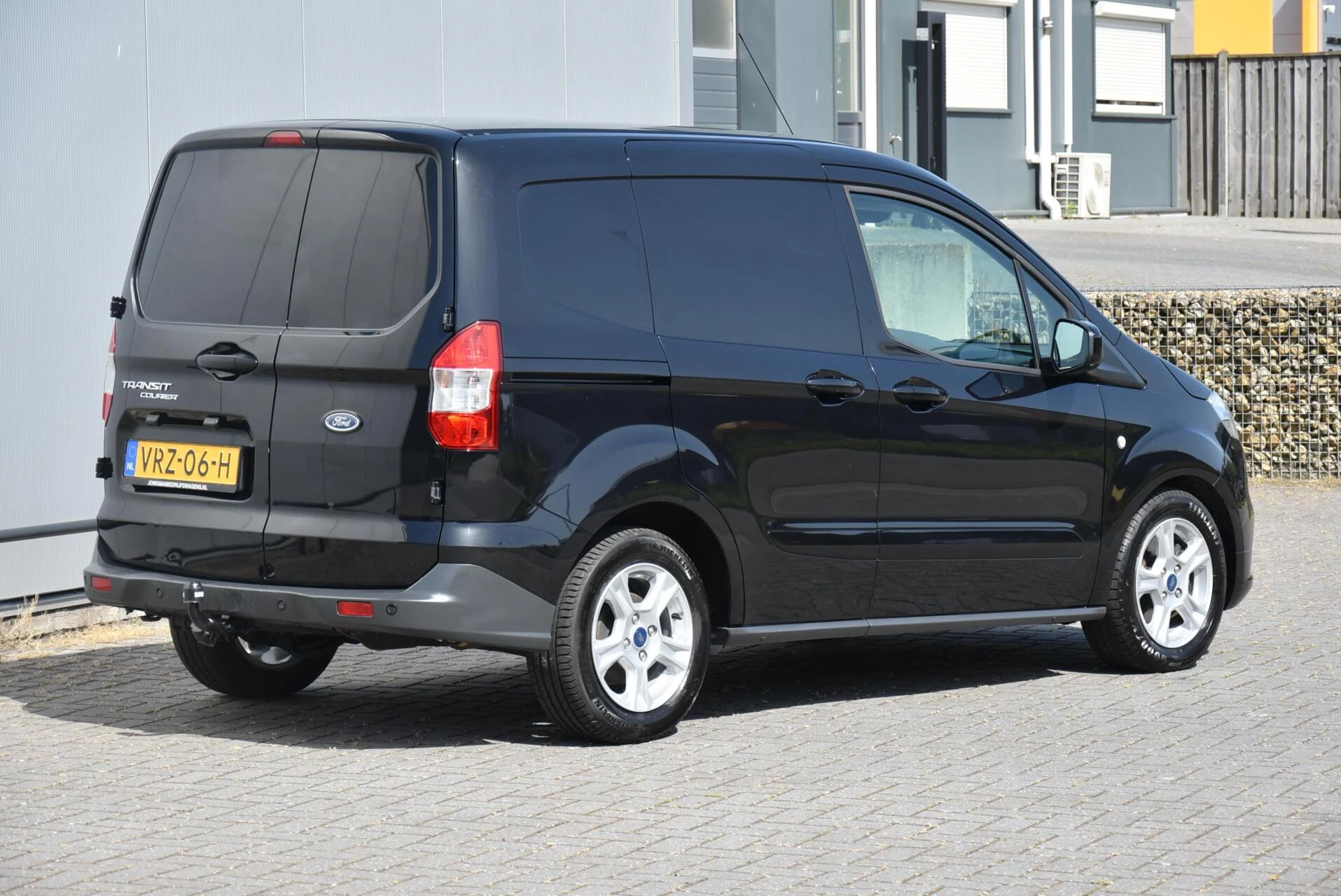 Hoofdafbeelding Ford Transit Courier