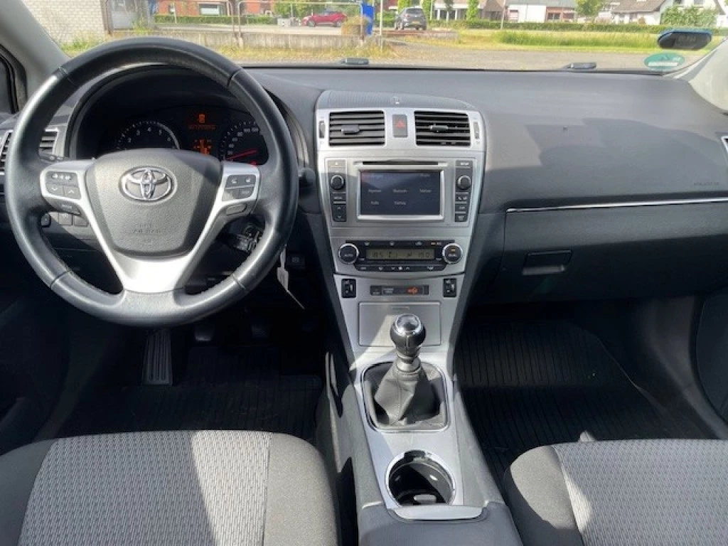 Hoofdafbeelding Toyota Avensis