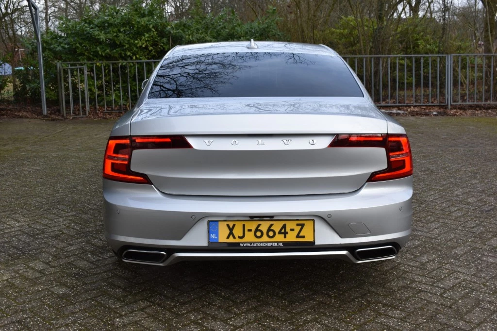 Hoofdafbeelding Volvo S90