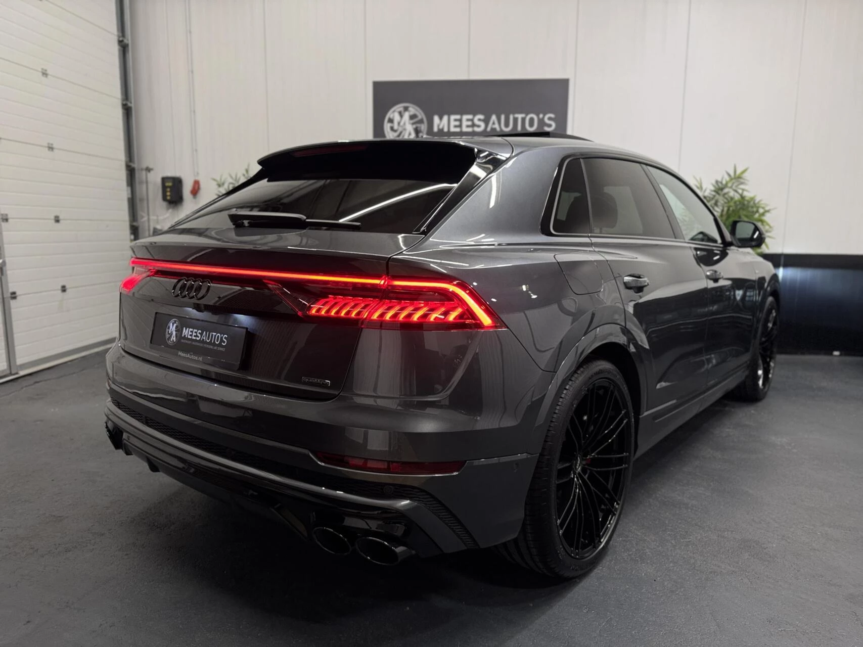 Hoofdafbeelding Audi Q8