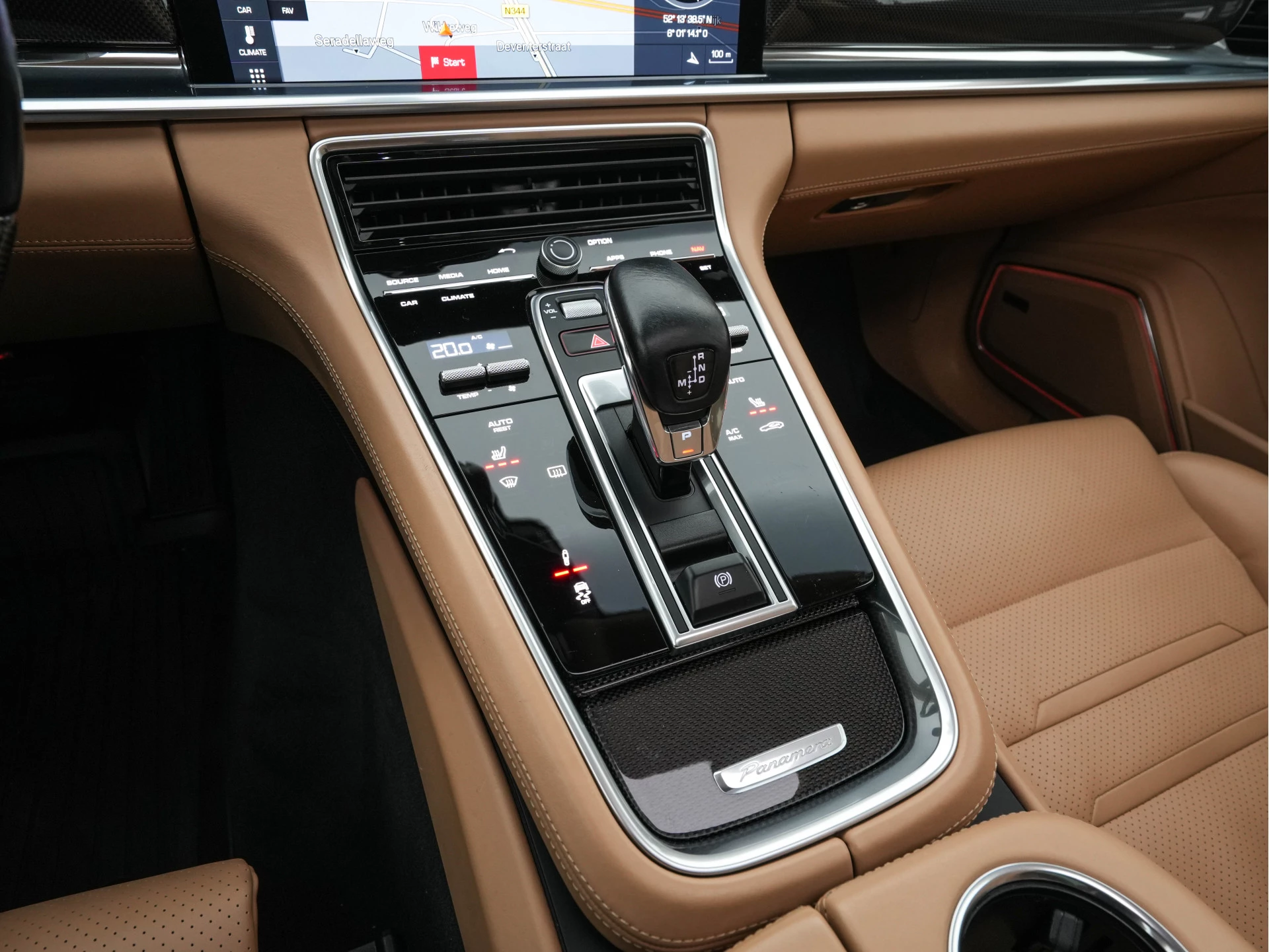 Hoofdafbeelding Porsche Panamera