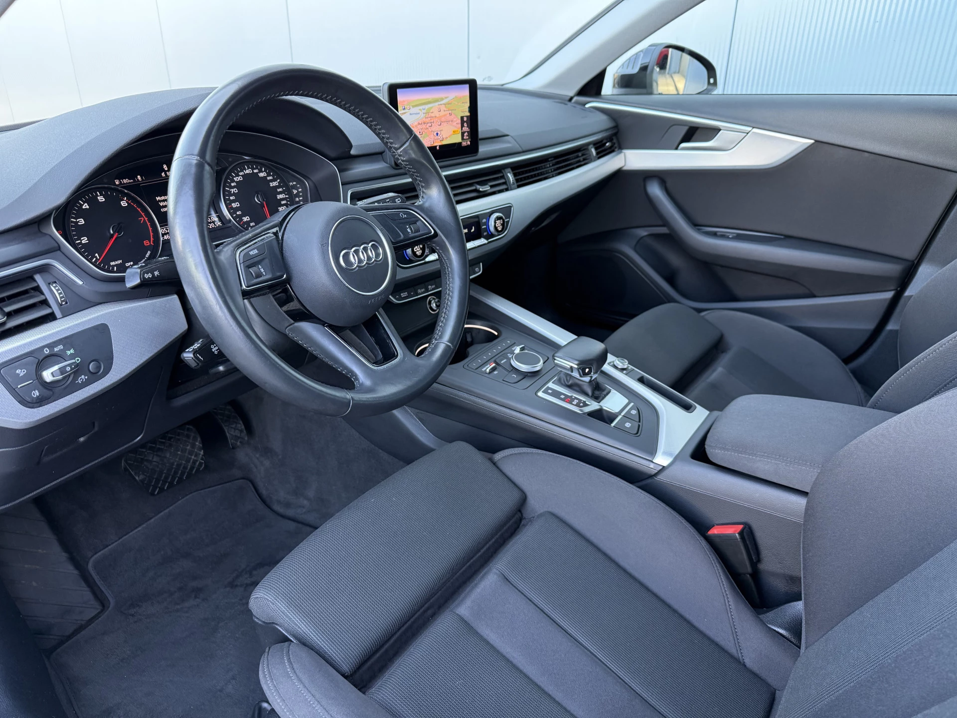 Hoofdafbeelding Audi A4