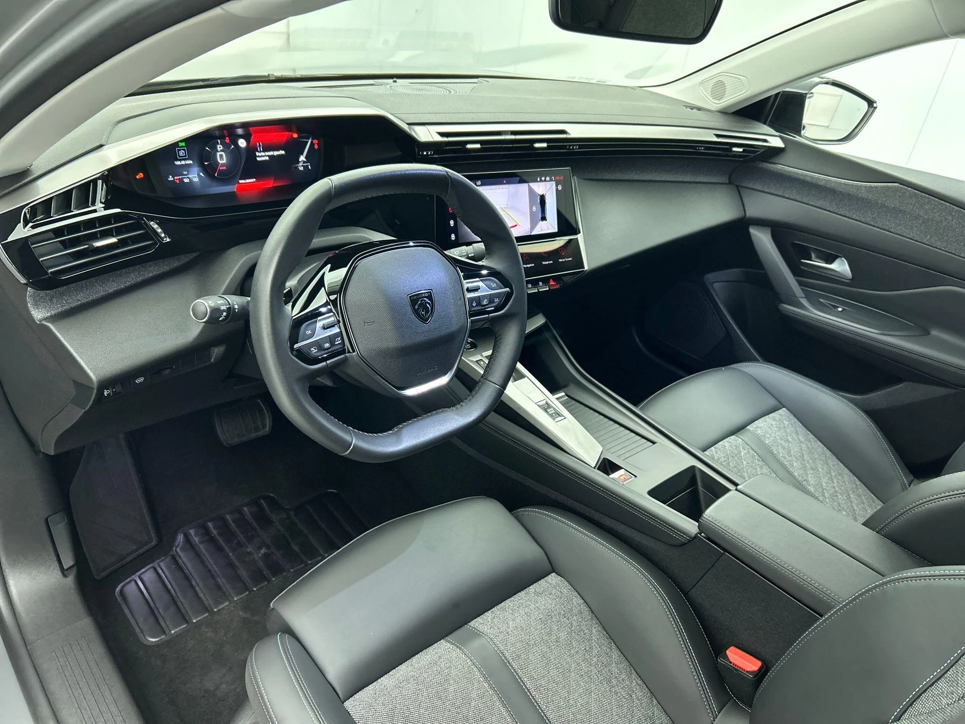 Hoofdafbeelding Peugeot 408