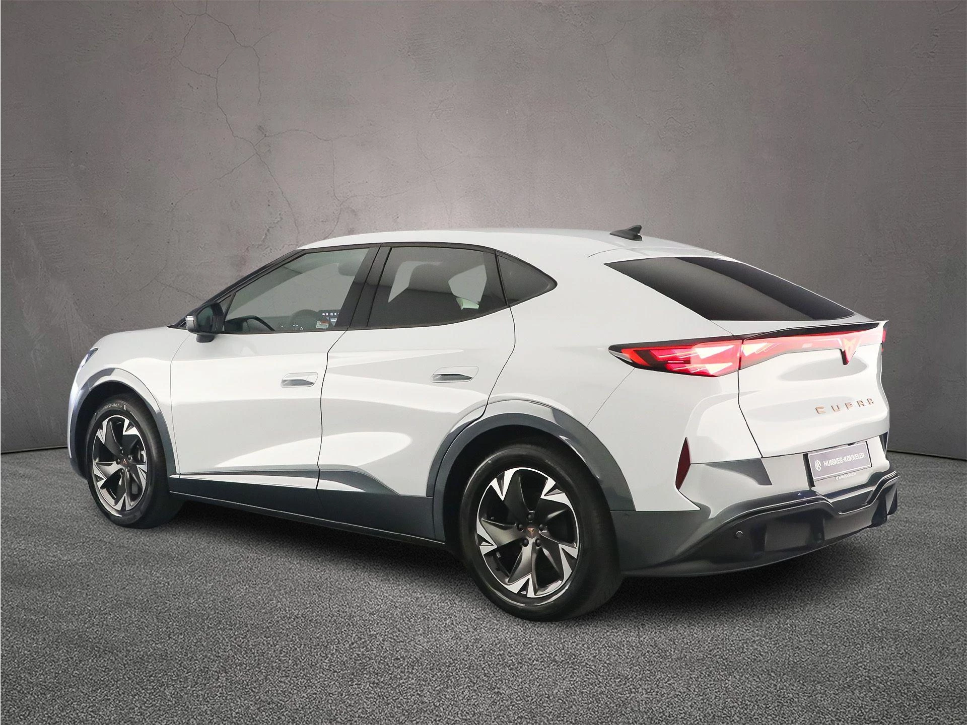 Hoofdafbeelding CUPRA Tavascan