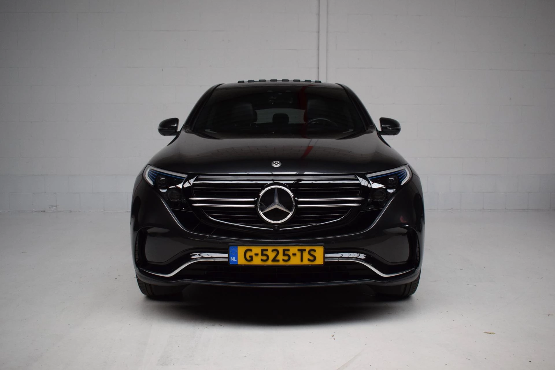 Hoofdafbeelding Mercedes-Benz EQC