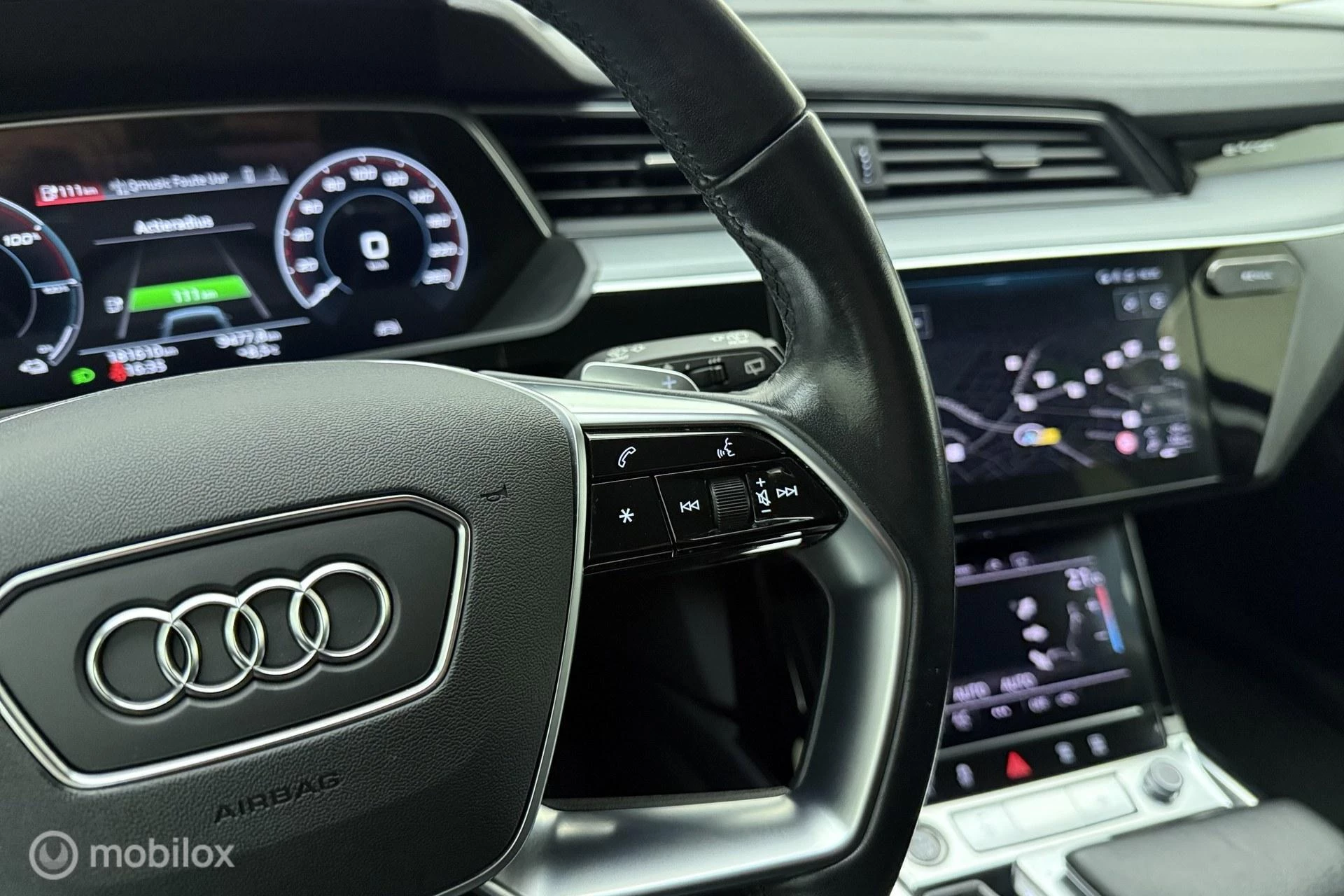 Hoofdafbeelding Audi e-tron