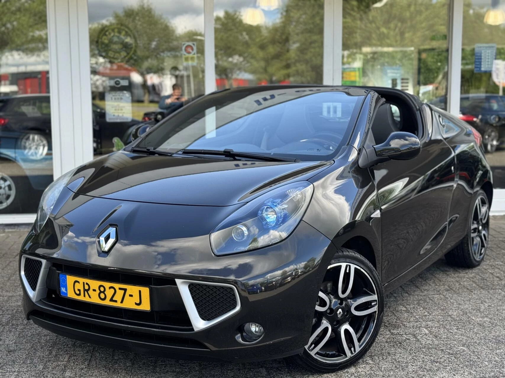 Hoofdafbeelding Renault Wind