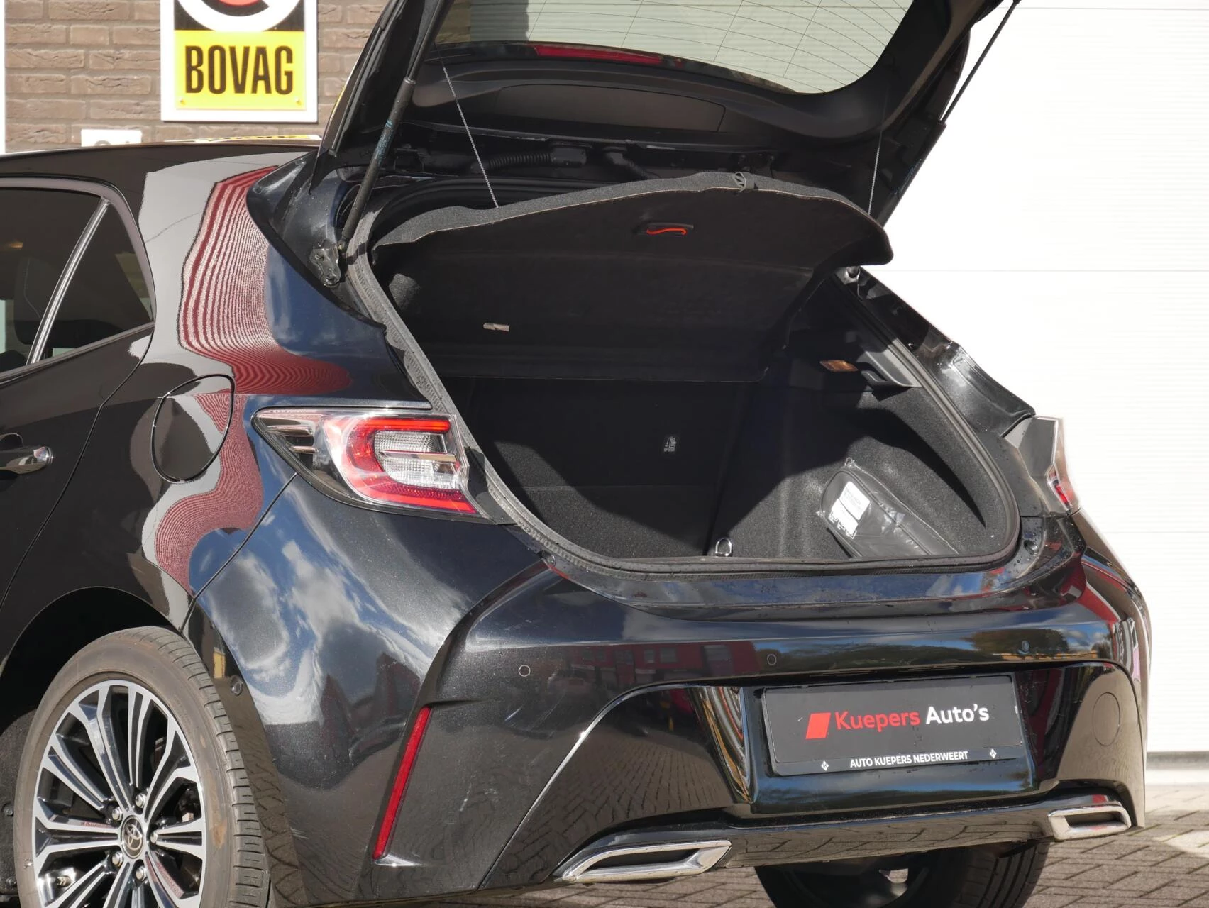 Hoofdafbeelding Toyota Corolla