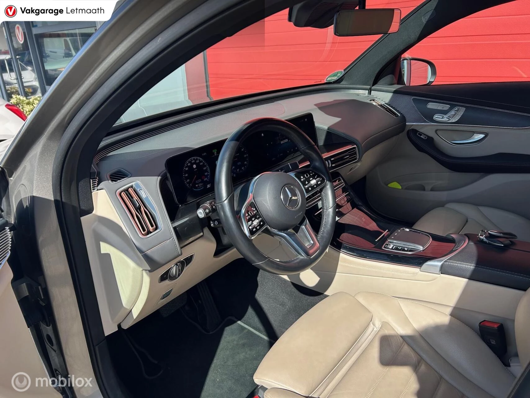 Hoofdafbeelding Mercedes-Benz EQC