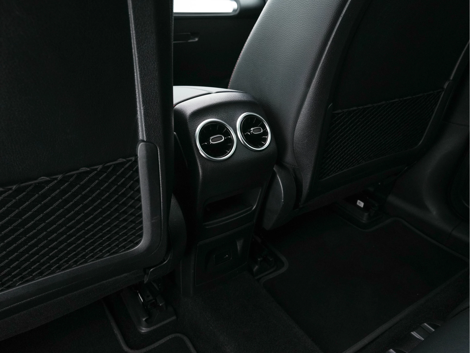 Hoofdafbeelding Mercedes-Benz EQB