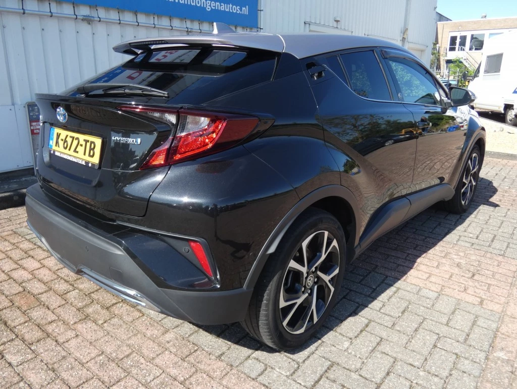 Hoofdafbeelding Toyota C-HR