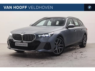 BMW 5 Serie Touring 520i High Executive M Sport Automaat / Panoramadak / Trekhaak / Comfort Access / Adaptieve LED / M Sport onderstel / Live Cockpit Professional