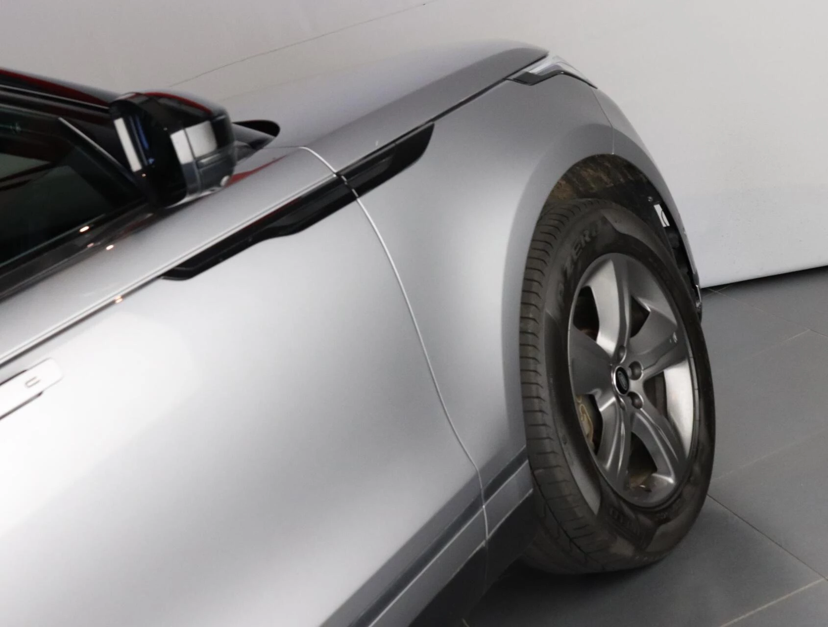 Hoofdafbeelding Land Rover Range Rover Velar