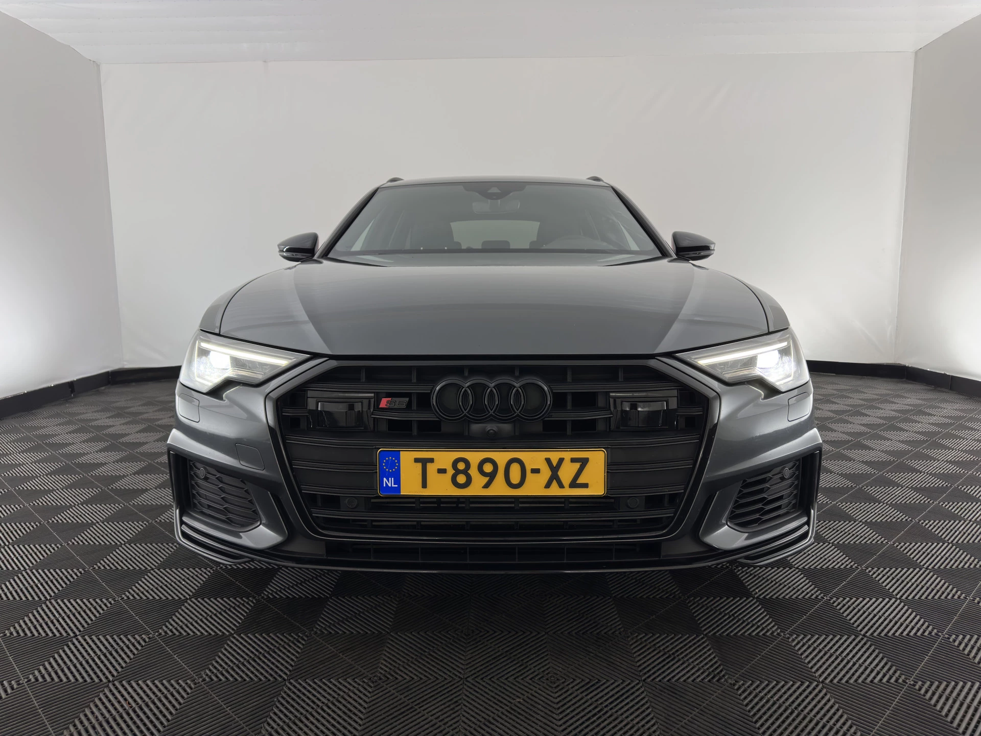 Hoofdafbeelding Audi S6