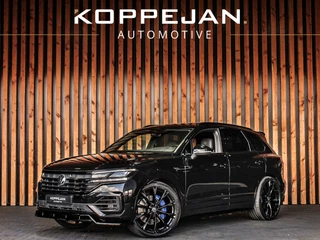 Hoofdafbeelding Volkswagen Touareg Volkswagen Touareg R 3.0 TSi 462PK Automaat 4Motion | BLACK STYLE | PANORAMADAK | LEDER | HEAD-UP | KEYLESS | MASSAGE | VENTILATIE |