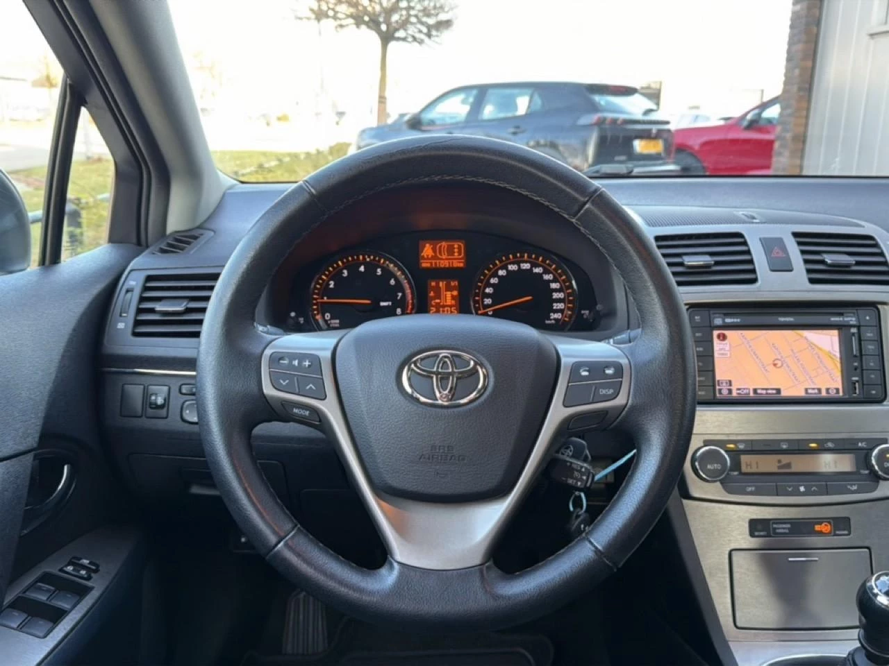 Hoofdafbeelding Toyota Avensis