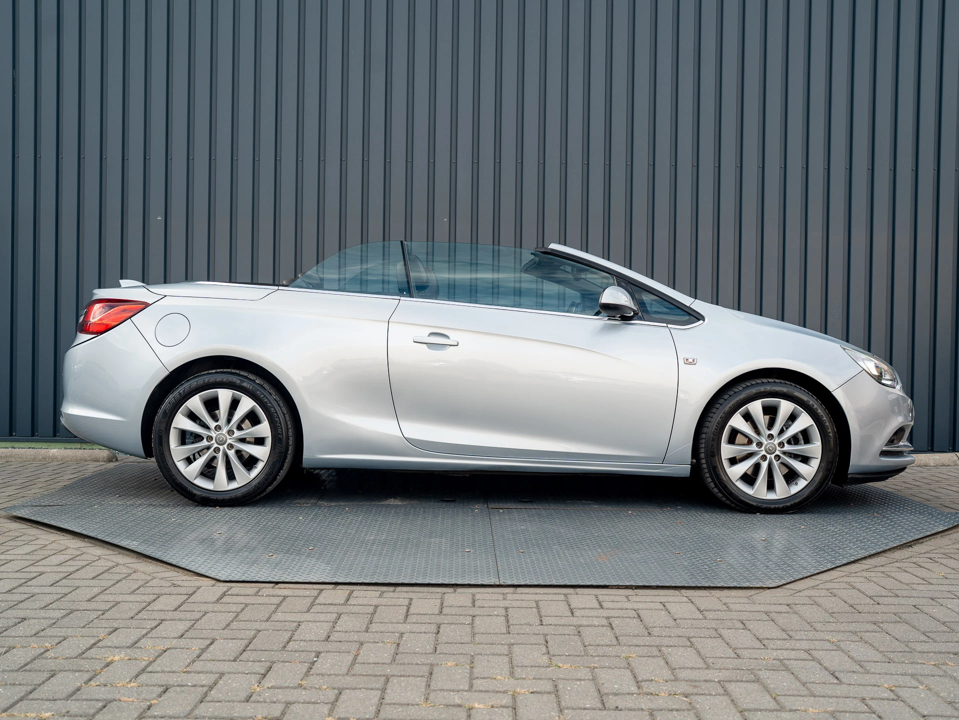 Hoofdafbeelding Opel Cascada
