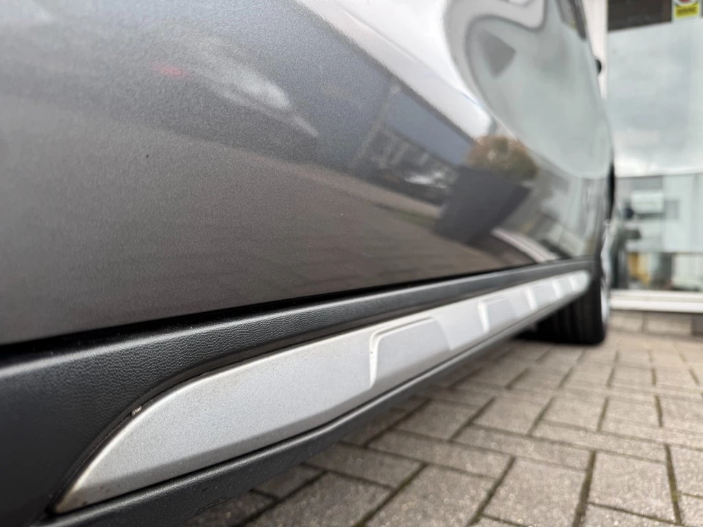 Hoofdafbeelding Mercedes-Benz 200