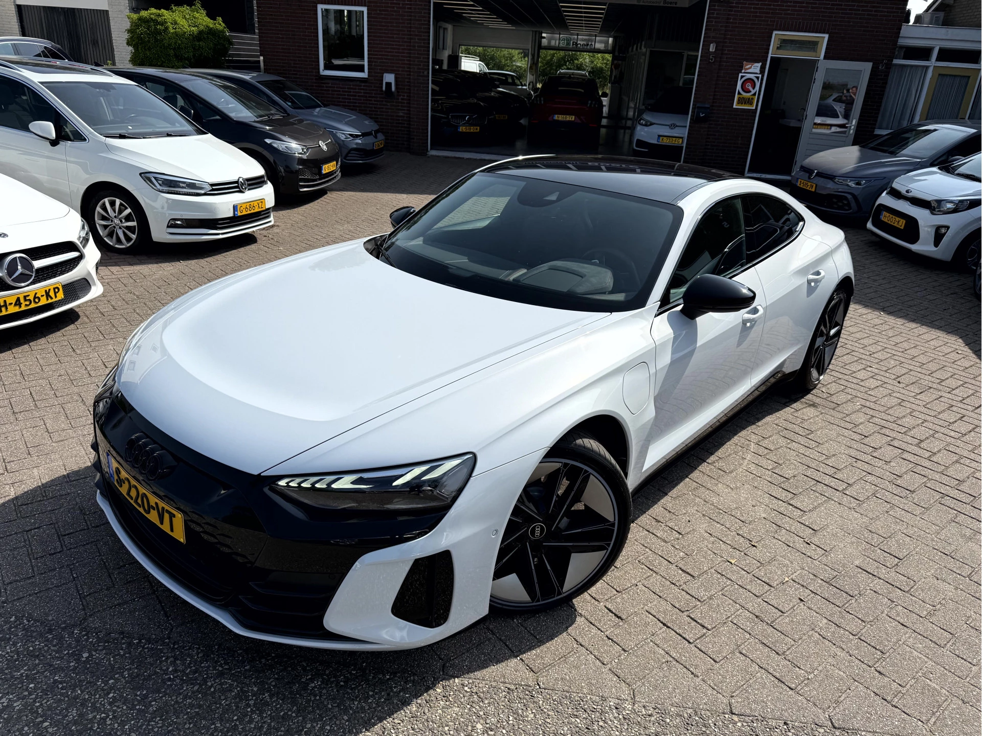 Hoofdafbeelding Audi e-tron GT