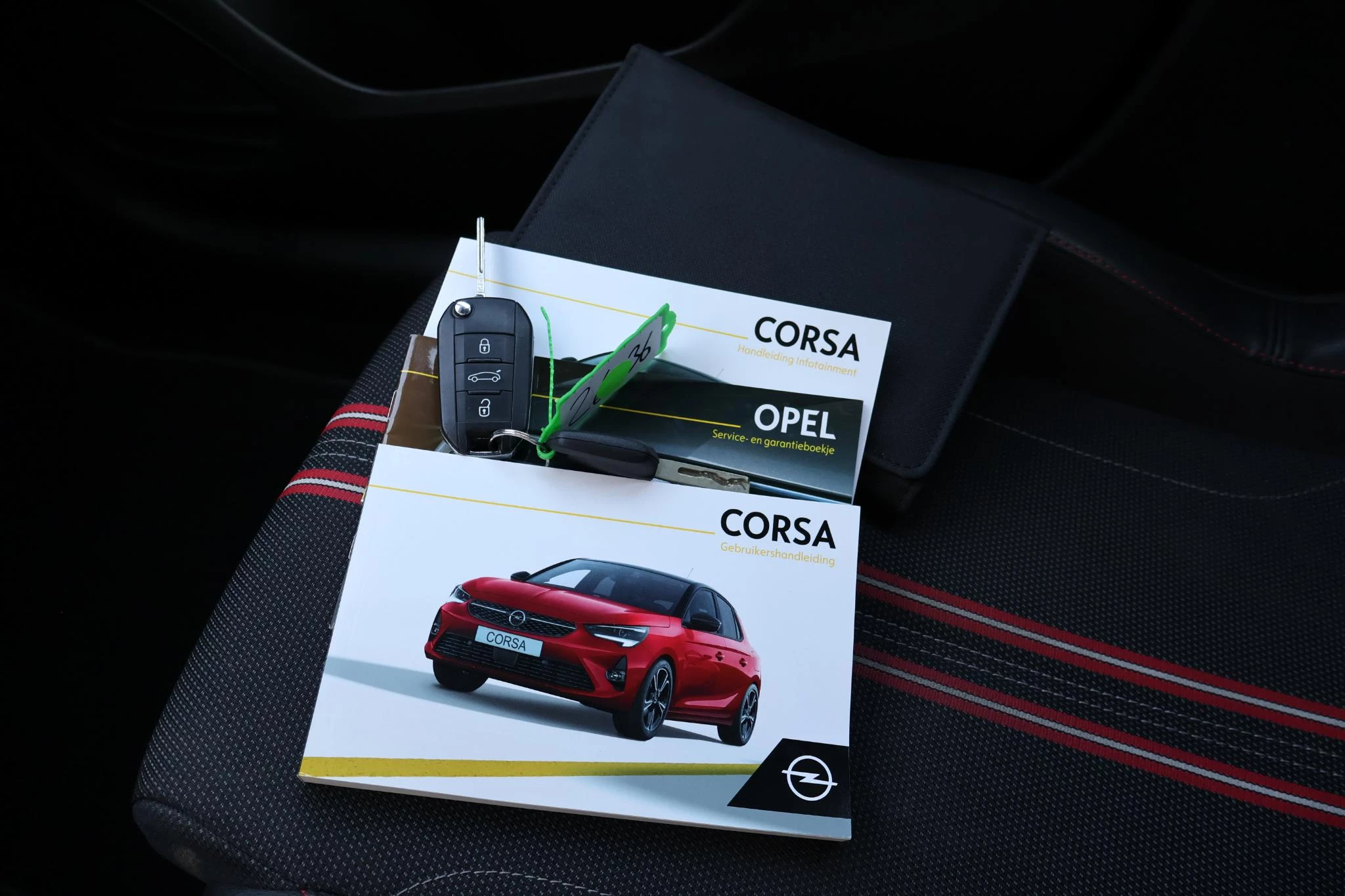 Hoofdafbeelding Opel Corsa