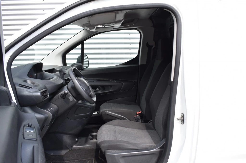 Hoofdafbeelding Peugeot Partner