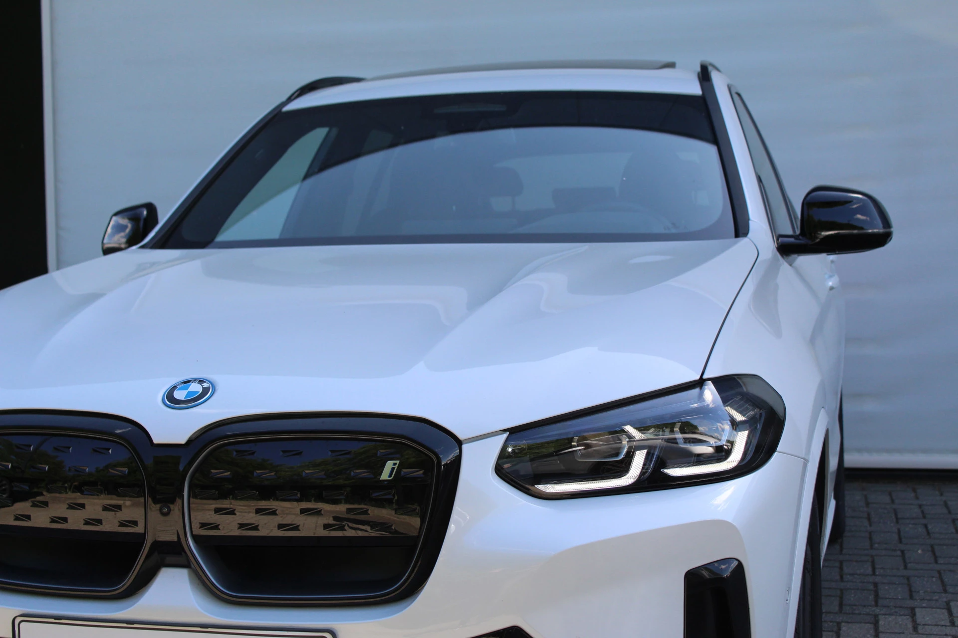 Hoofdafbeelding BMW iX3