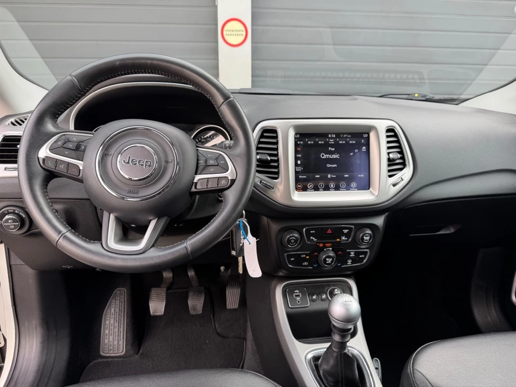 Hoofdafbeelding Jeep Compass