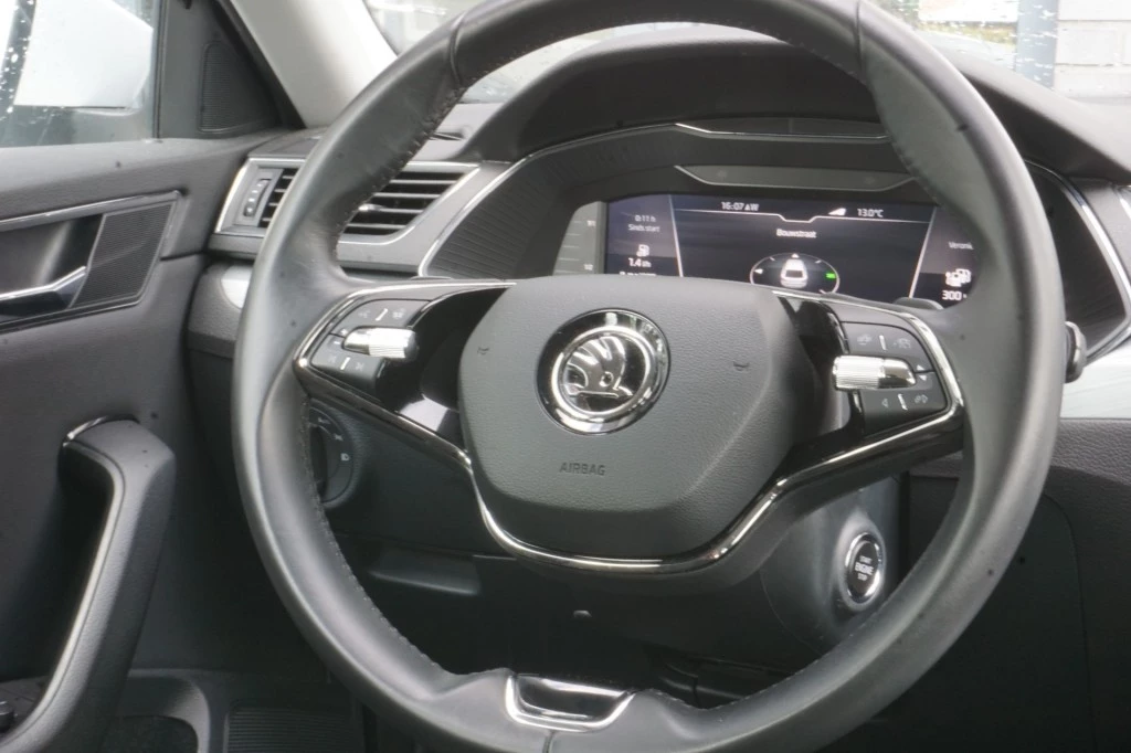 Hoofdafbeelding Škoda Superb
