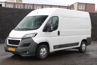 Peugeot Boxer 330 2.0 BlueHDI L2H2 Premium Pack